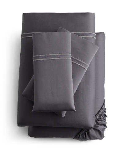 Natural Supima® Cotton Sheet Set and included contents